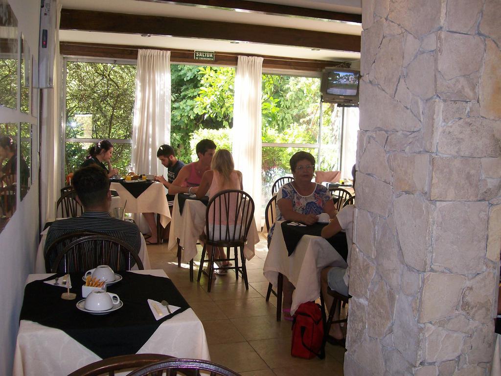 Dino'S Hotel Villa Gesell Extérieur photo