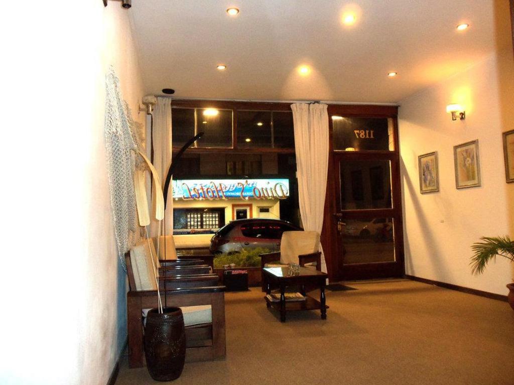 Dino'S Hotel Villa Gesell Extérieur photo