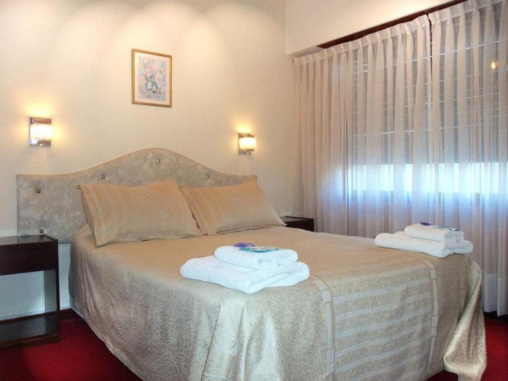 Dino'S Hotel Villa Gesell Extérieur photo